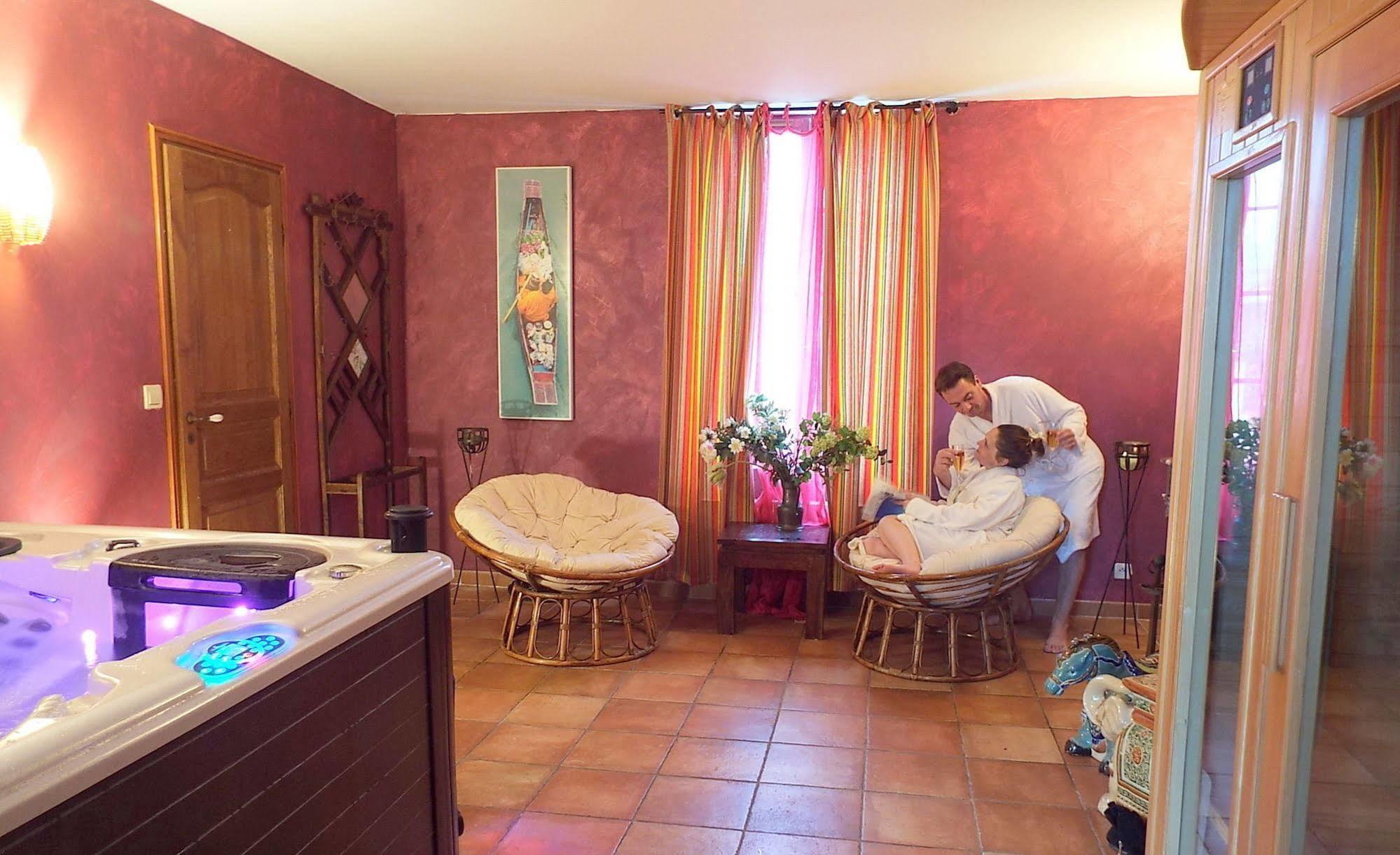 Les Roses De Montherlant エクステリア 写真